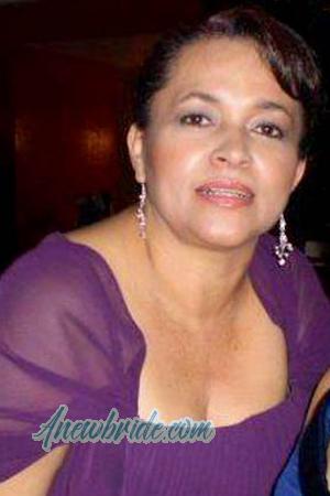153443 - Olga Lucia Age: 63 - Colombia