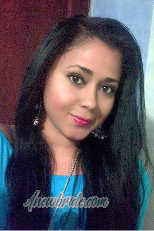 170503 - Liceth Age: 37 - Colombia