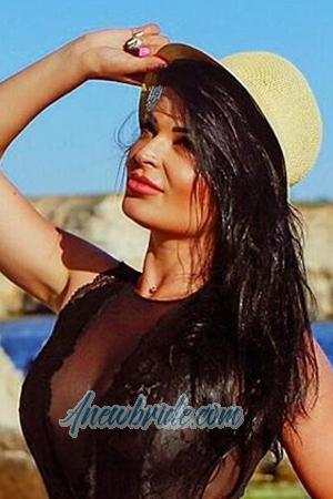 178689 - Elena Age: 35 - Russia
