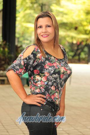 179208 - Beatriz Age: 52 - Colombia