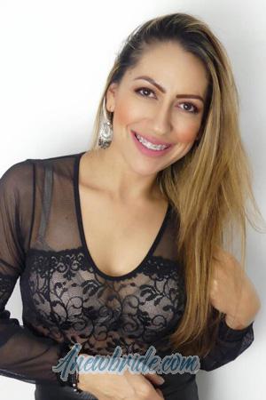 185717 - Ana Olivia Age: 45 - Colombia