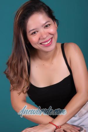 186406 - Ela Mia Age: 46 - Philippines