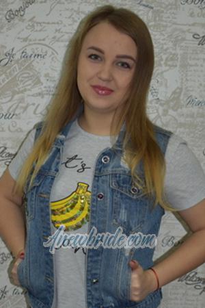 190151 - Viktoriya Age: 27 - Ukraine