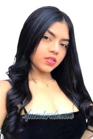 200158 - Valentina Age: 24 - Colombia