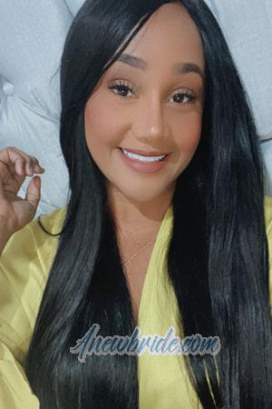 204910 - Daniela Age: 31 - Colombia