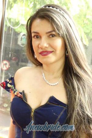 205233 - Erika Age: 49 - Colombia