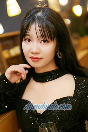 206391 - Yingying Age: 30 - China
