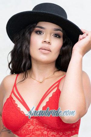 212542 - Michel Age: 29 - Colombia