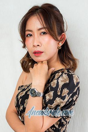 216162 - Urassaya (Mee) Age: 38 - Thailand