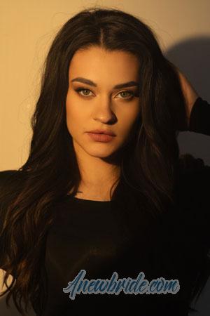 Ladies of Chernivtsi