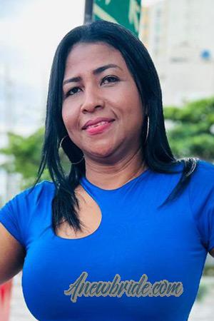 219509 - Pili Age: 51 - Colombia