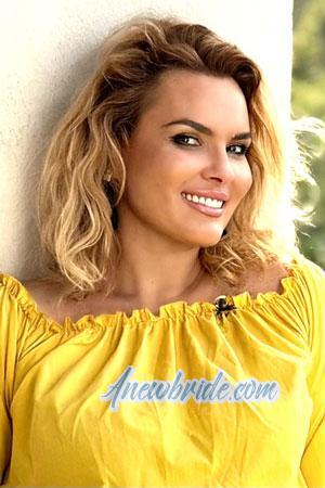 221010 - Yana Age: 45 - Ukraine