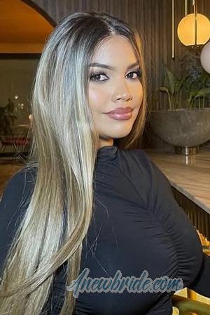 225097 - Yarimar Age: 32 - Colombia