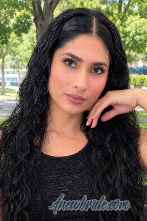 229249 - Mayleth Age: 32 - Colombia